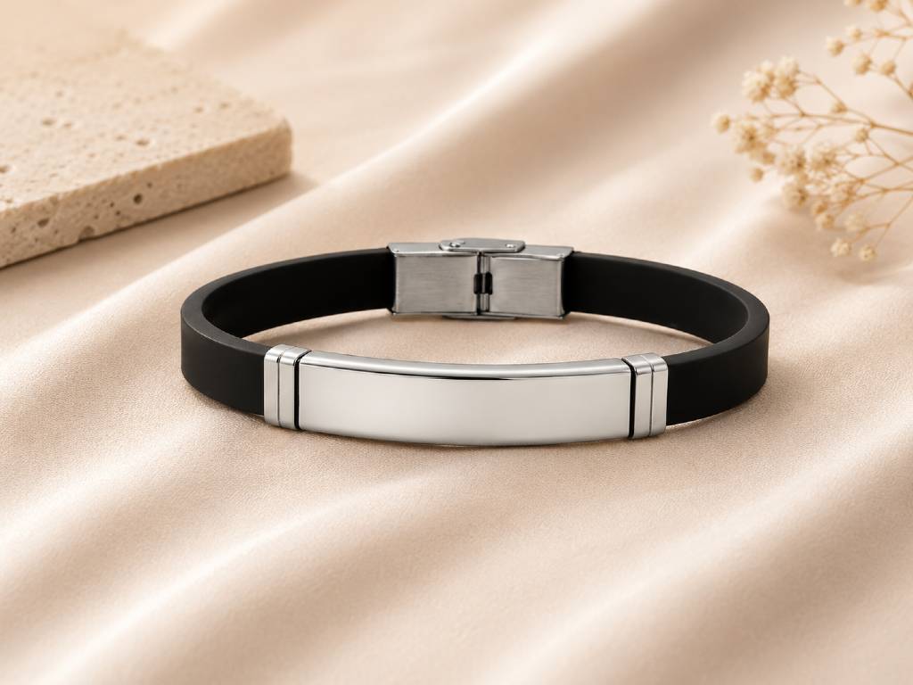 Custom Laser-Engraved Minimalist Bracelet – Stainless Steel & Premium Black Band, Adjustable Sleek Wristwear